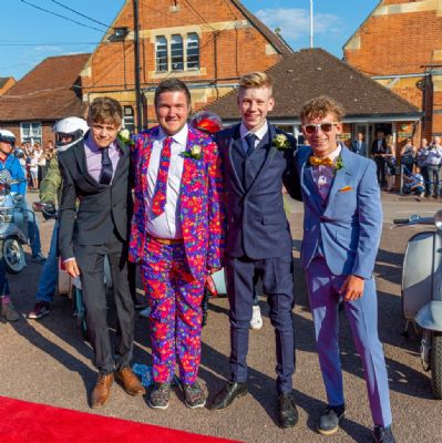 Y11 Prom 2019_40(3)